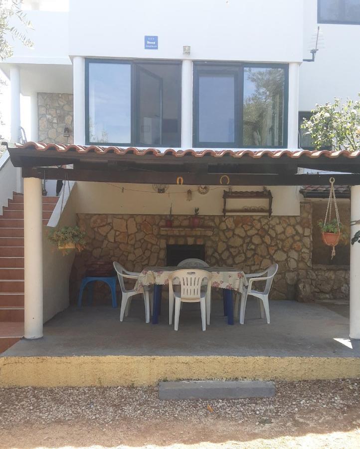 Apartments Nena 3* Liznjan Exterior photo